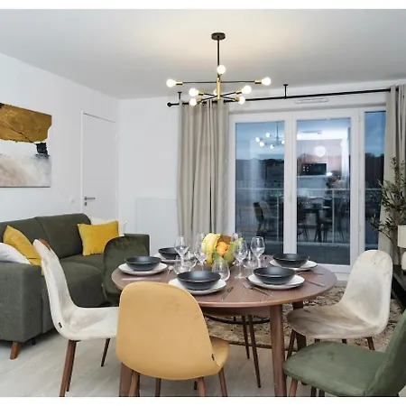 Apartment Chic 3 Pieces Avec Parking Et Terrasse A 35min De Paris Romainville