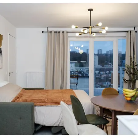 Chic 3 Pieces Avec Parking Et Terrasse A 35min De Paris Apartment Romainville